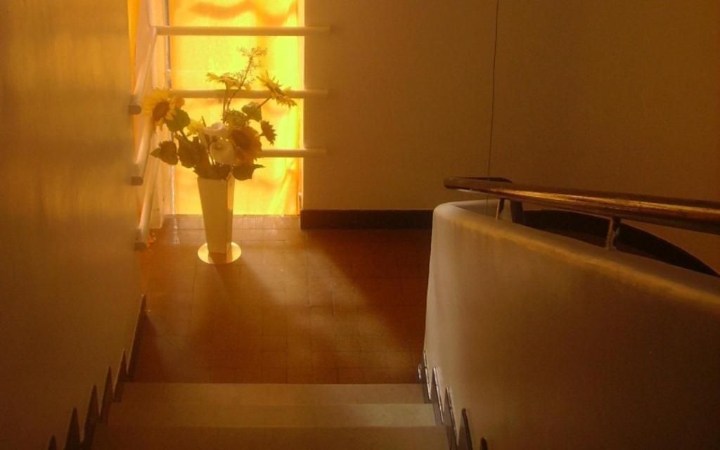 Rex Hotel Maubeuge Zewnętrze zdjęcie